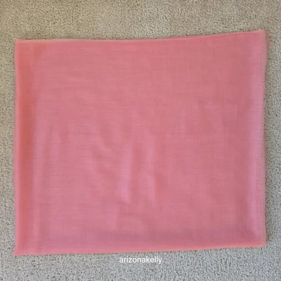 Ovcio Featherlight Cashmere Scarf in Azalea Pink - Picture 7 of 12